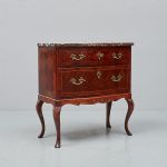 1164 1465 CHEST OF DRAWERS